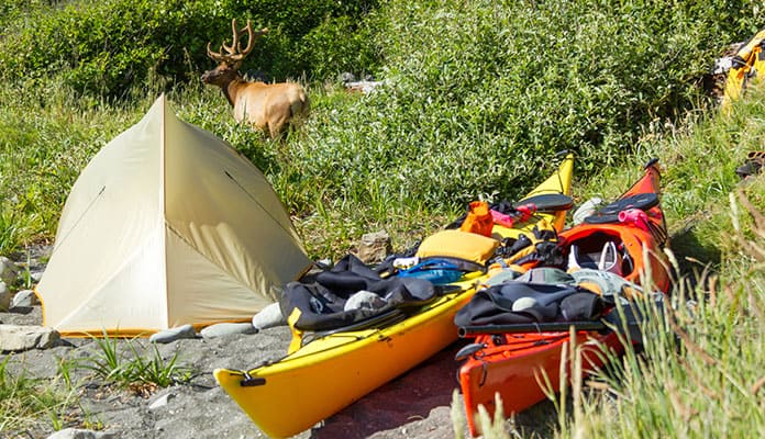La eleccion ideal de kayak para acampar
